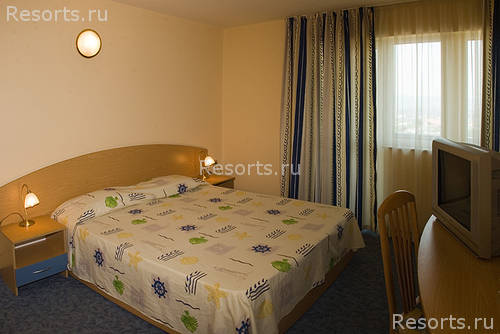Cherno More Hotel 13